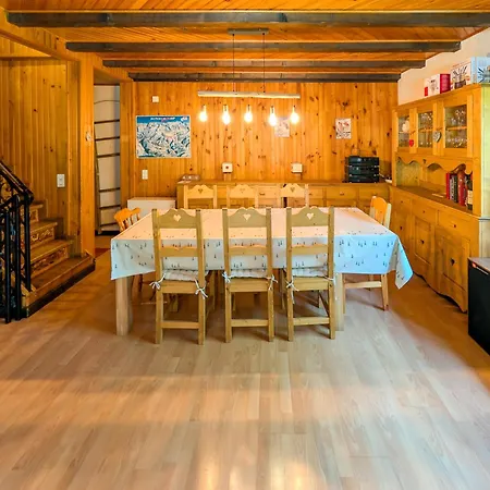 Grand Familial En Pleine Nature A