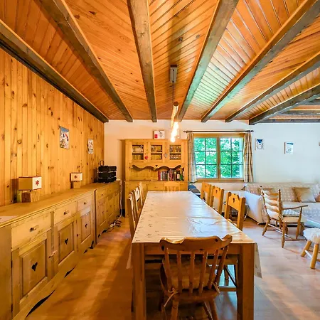 Grand Familial En Pleine Nature A